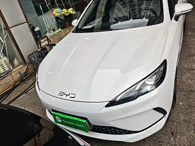 BYD Seal 05 DM-i — Фото автомобиля 2