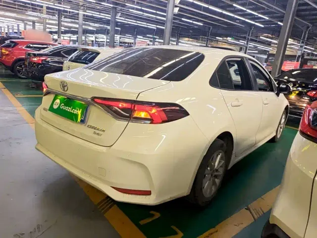 Toyota Corolla — Фото автомобиля 6