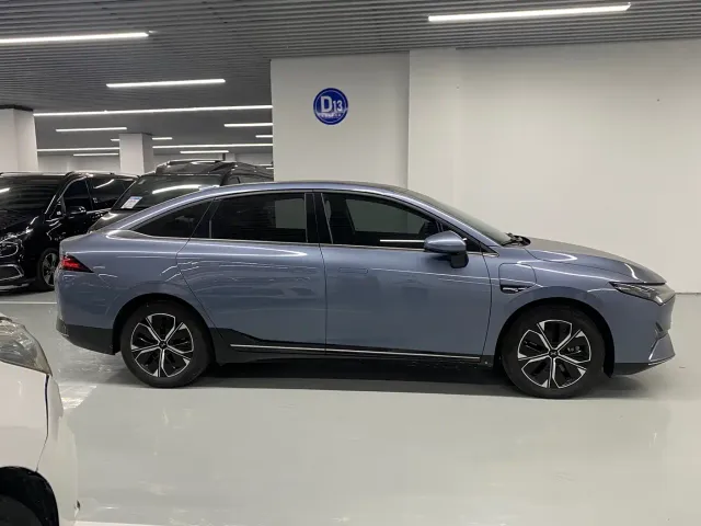 Xpeng P5 — Фото автомобиля 4