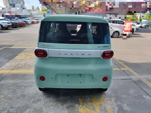 Wuling Hongguang Mini EV — Фото автомобиля 3