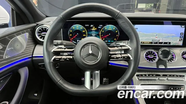 Mercedes-Benz CLS-Class — Фото автомобиля 13