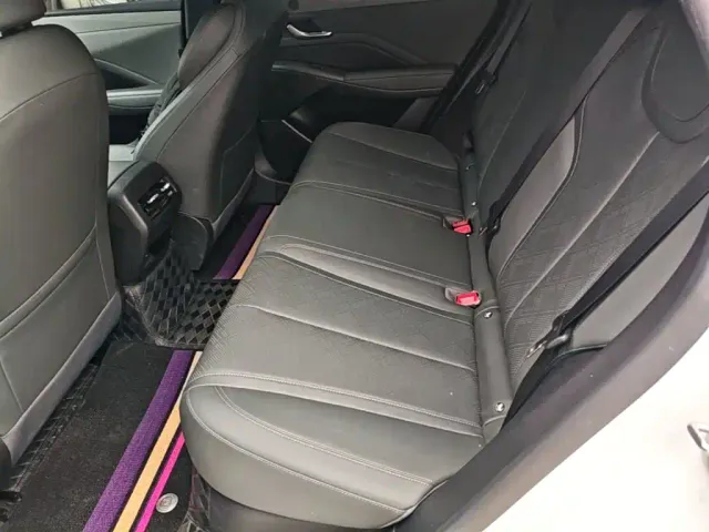 BYD Qin PLUS — Фото автомобиля 16