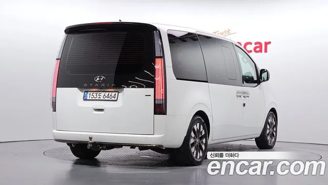 Hyundai Staria — Фото автомобиля 2