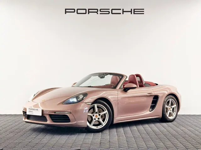 Фотография автомобиля — Porsche 718