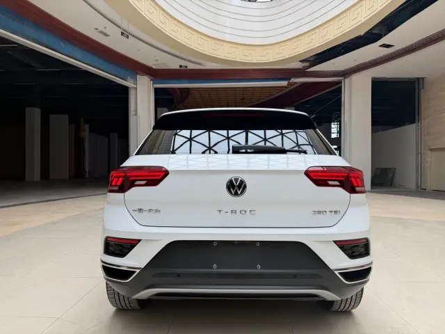 Volkswagen T-Roc — Фото автомобиля 5