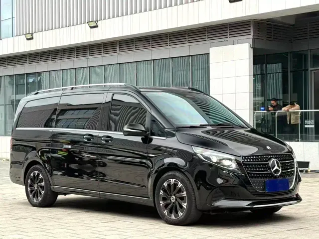 Mercedes-Benz V-Class — Фото автомобиля 3