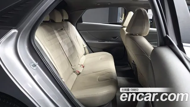 Hyundai Avante CN7 — Фото автомобиля 18