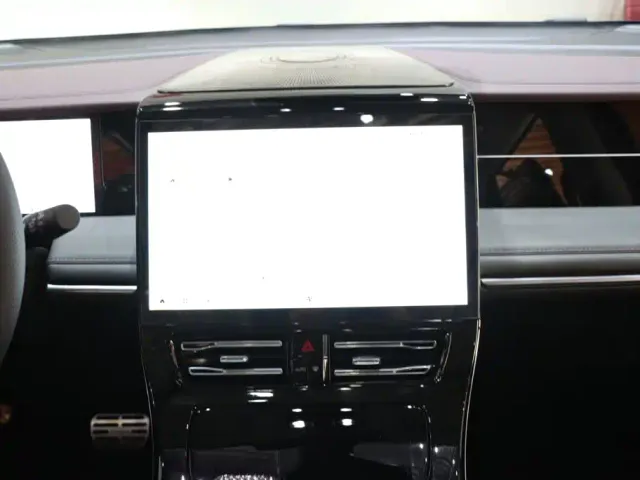 GAC Trumpchi M8 — Фото автомобиля 14