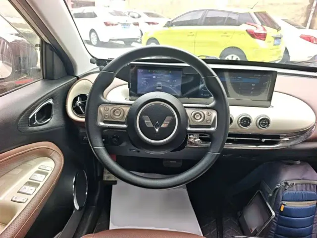 Wuling Bingo — Фото автомобиля 10