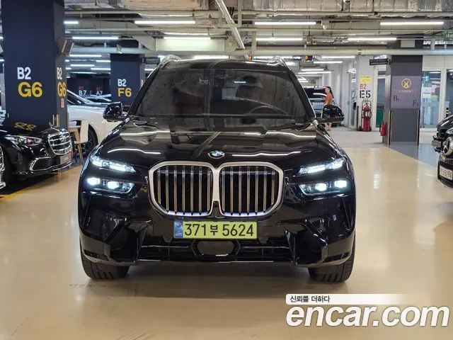 BMW X7 G07 — Фото автомобиля 3