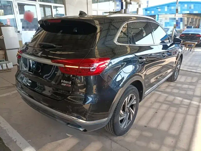 Hongqi HS5 — Фото автомобиля 6