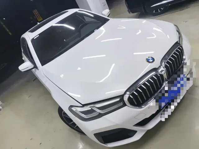 BMW 5 Series — Фото автомобиля 2