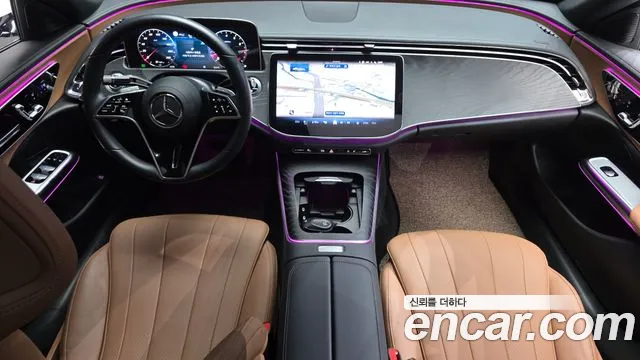 Mercedes-Benz E-Class — Фото автомобиля 6
