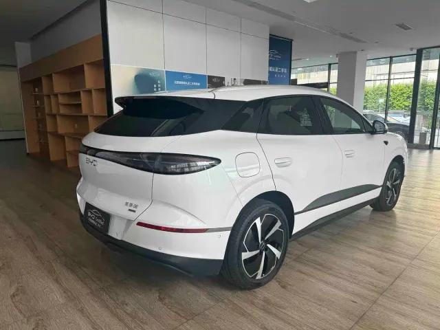 BYD Sealion 06 — Фото автомобиля 9