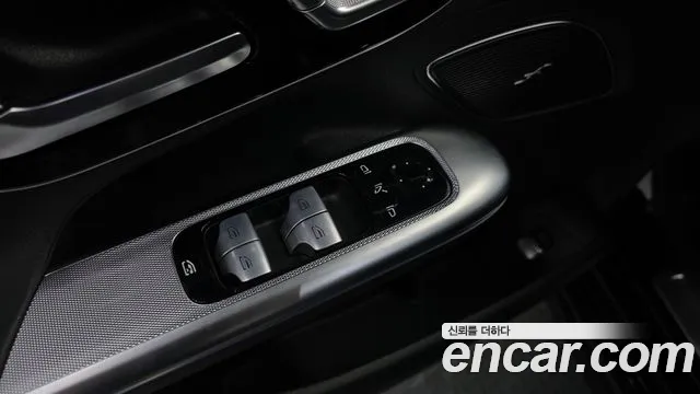 Mercedes-Benz EQE — Фото автомобиля 6