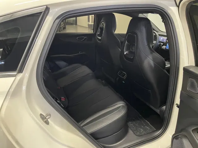 BYD Seal 06 — Фото автомобиля 22