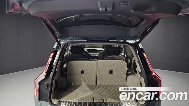 Kia EV9 — Фото автомобиля 20