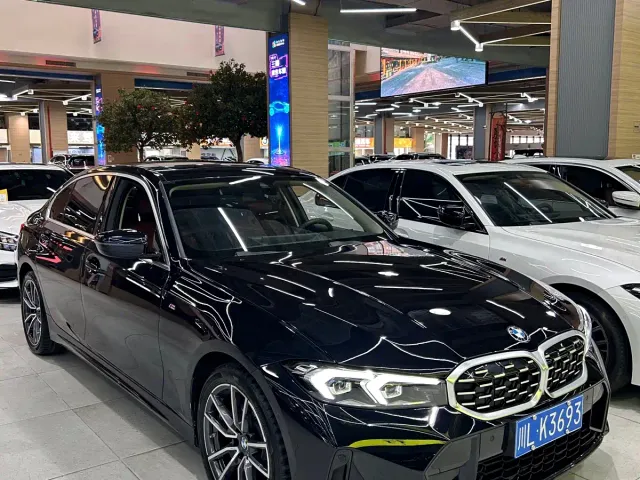 BMW 3 Series — Фото автомобиля 3