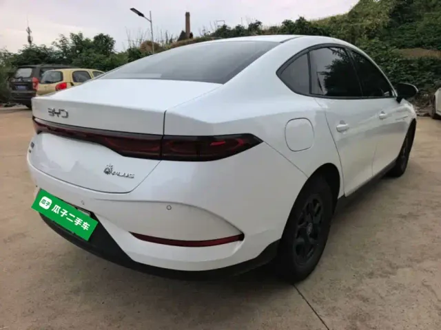 BYD Qin PLUS — Фото автомобиля 6