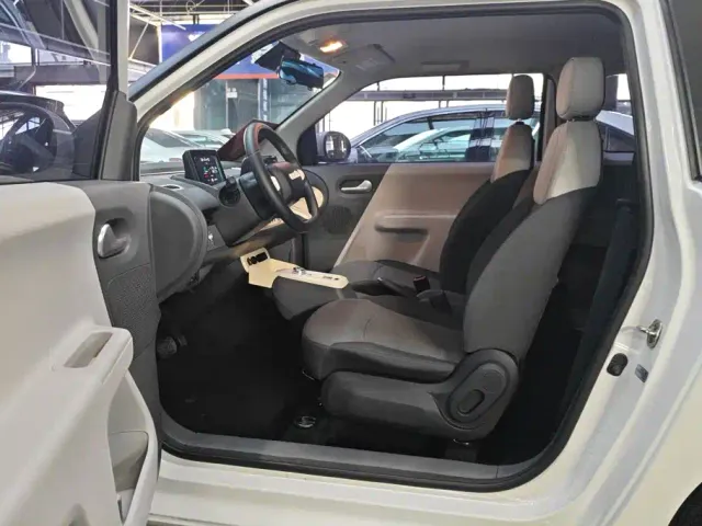 Changan Lumin — Фото автомобиля 9