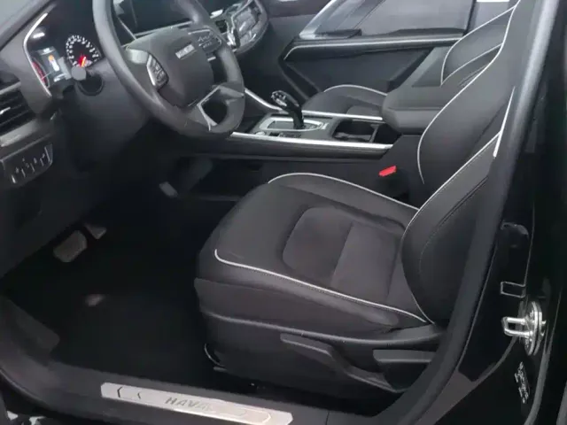 Haval H6 — Фото автомобиля 9