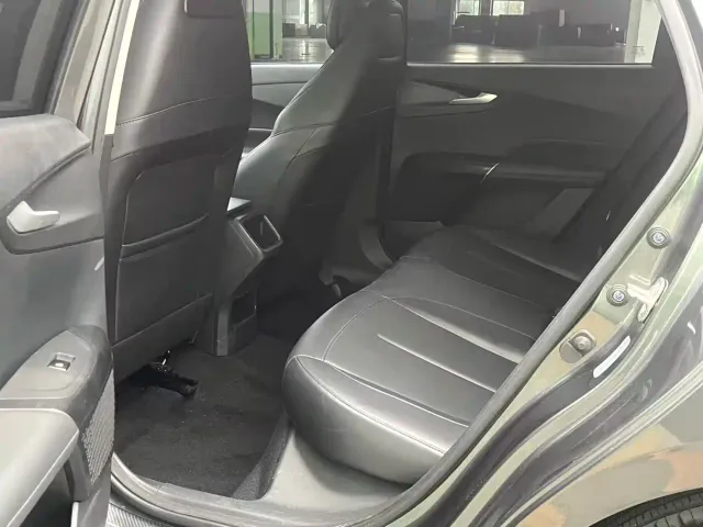 Changan Lamore — Фото автомобиля 8