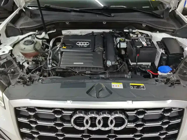 Audi Q2L — Фото автомобиля 10