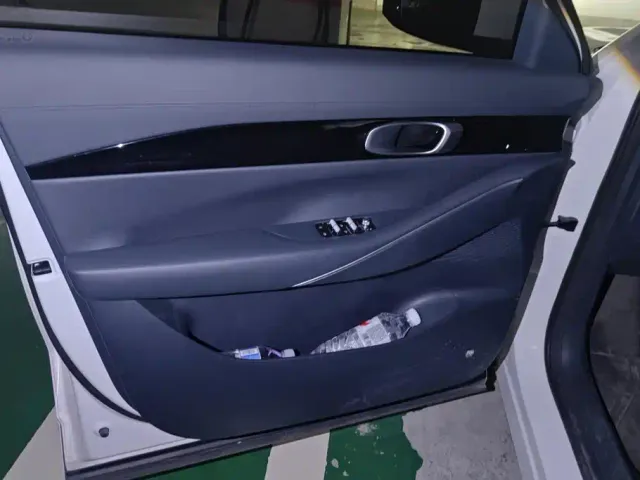 Geely Galaxy E5 — Фото автомобиля 7