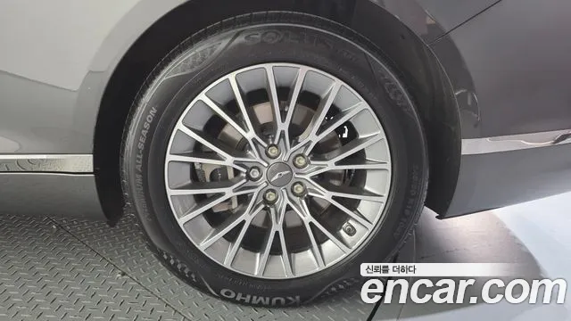 Genesis G80 RG3 — Фото автомобиля 6