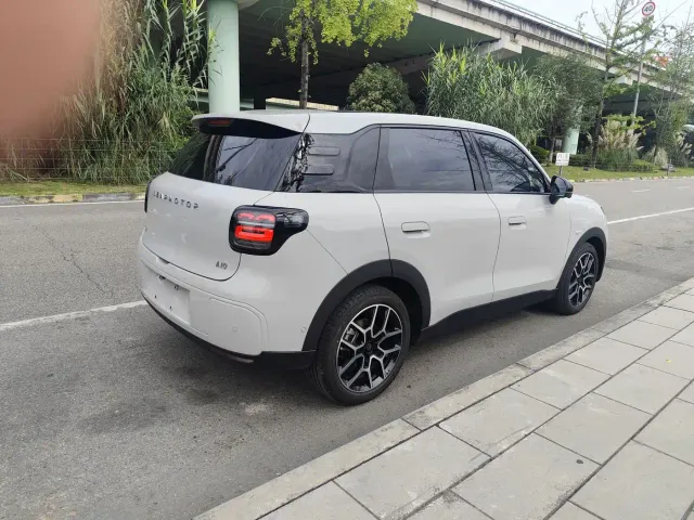 Leapmotor A10 — Фото автомобиля 10