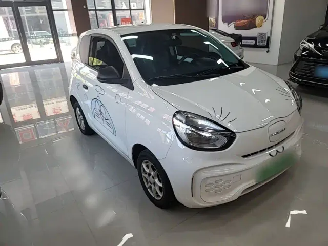 Roewe Clever — Фото автомобиля 3