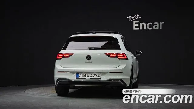 Volkswagen Golf Golf 8 поколение 2.0 TDI Prestige — Фото автомобиля 4