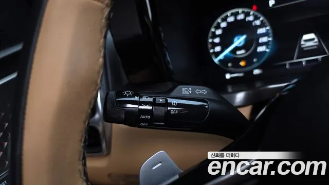 Kia Sorento Sorento 4-е поколение Бензин 2.5T 2WD — Фото автомобиля 27