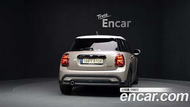 Mini Cooper Cooper 5 дверей Classic — Фото автомобиля 4