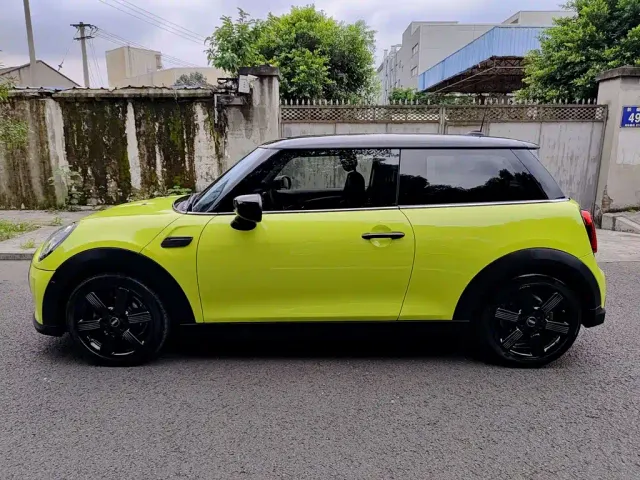 MINI Hatch — Фото автомобиля 3