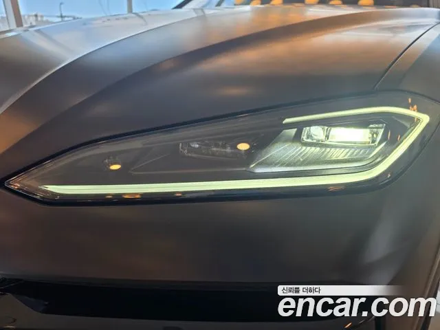 Lamborghini Urus — Фото автомобиля 8