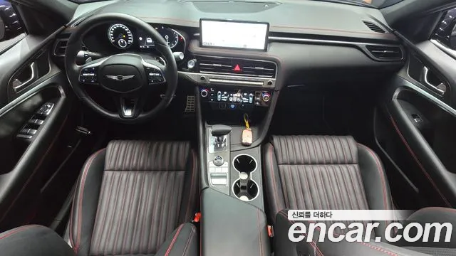 Genesis G70 Новый G70 Бензин 2.5T 2WD — Фото автомобиля 2