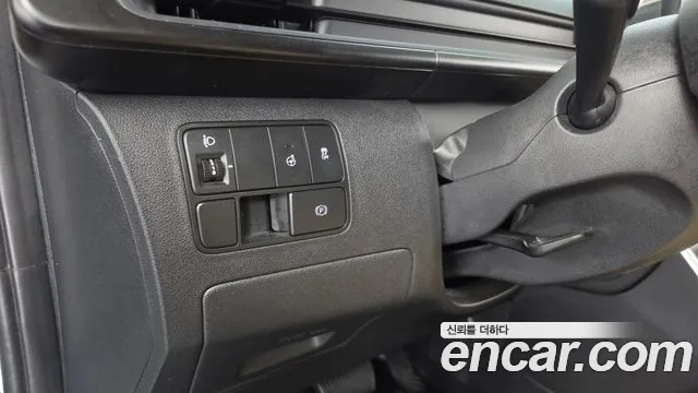 Hyundai Staria — Фото автомобиля 25