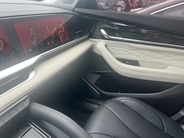Geely Xingyue L — Фото автомобиля 14