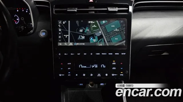 Hyundai Tucson Tucson (NX4) Бензин 1.6 турбо 2WD — Фото автомобиля 14