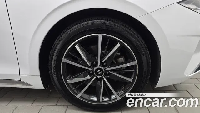 Hyundai Grandeur New — Фото автомобиля 6