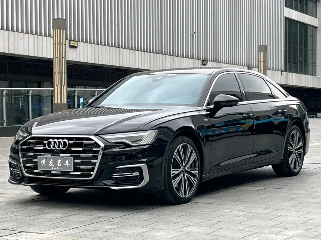 Фотография автомобиля — Audi A6L