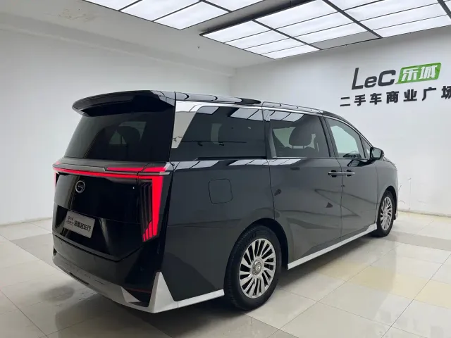 GAC Trumpchi M8 — Фото автомобиля 7