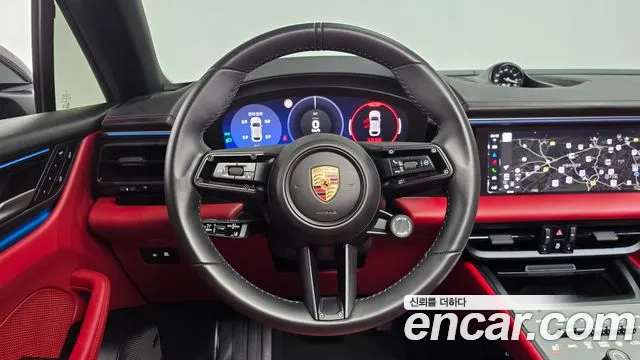 Porsche Macan Electric — Фото автомобиля 20