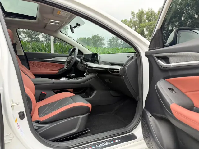 Changan Eado — Фото автомобиля 5