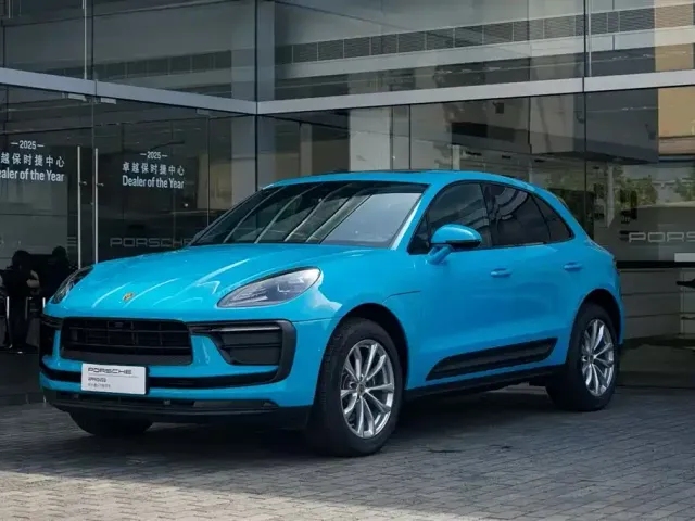 Фотография автомобиля — Porsche Macan