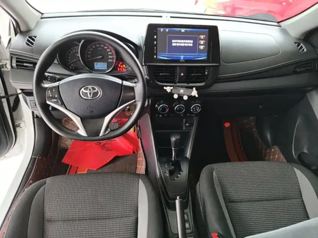 Toyota Vios FS — Фото автомобиля 9