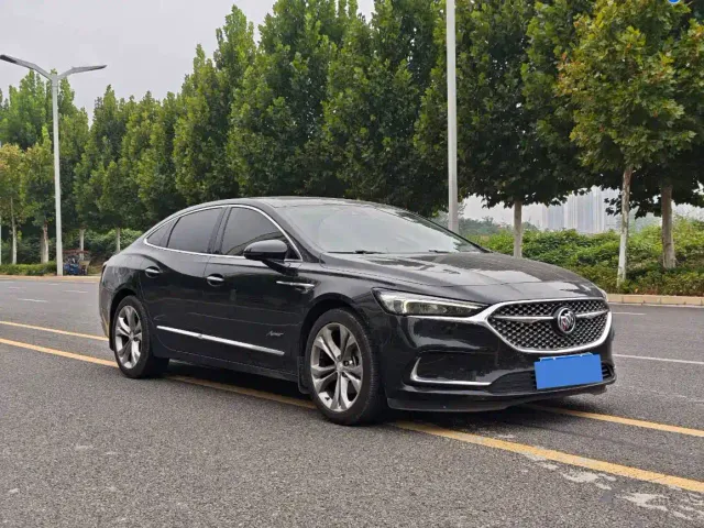 Buick LaCrosse — Фото автомобиля 3