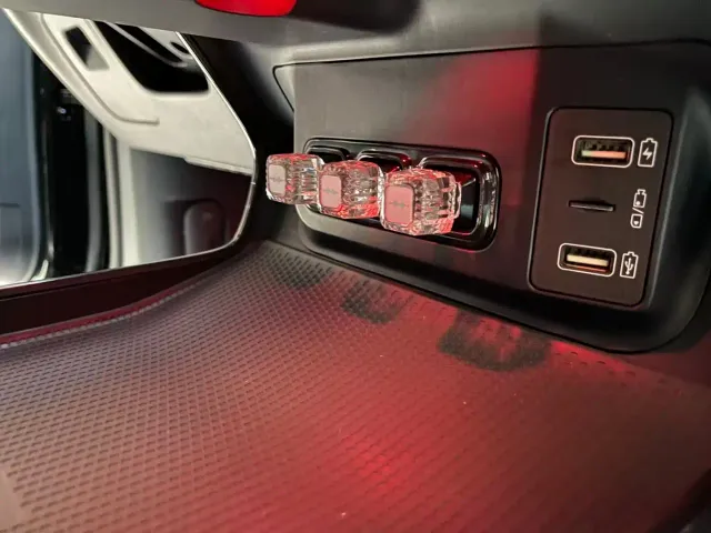 BYD FangChengBao Leopard 5 — Фото автомобиля 15