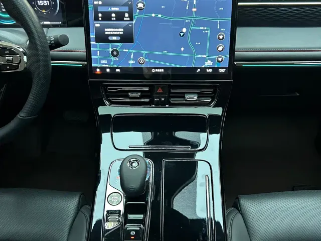 GAC Trumpchi M8 — Фото автомобиля 19
